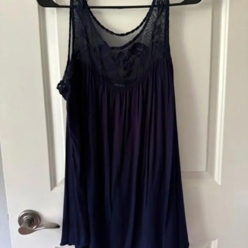 Torrid Navy Blue Floral Embroidered Mesh Yoke Sleeveless Babydoll Top Size 2 NWT - Picture 5 of 6